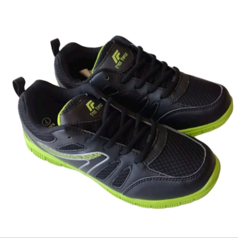 Free Force Sneakers Kids Unisex 5.5 Black Green Running Trainers Sports Shoes